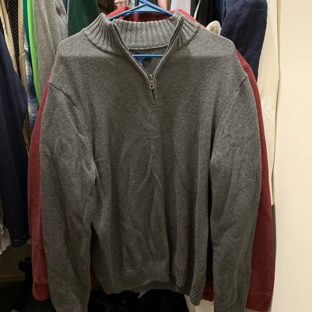 1/4 zip sweater. Men’s large.